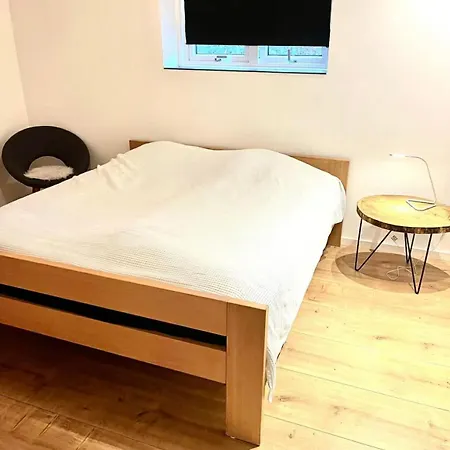 Apartmán 80kvm Taet Pa Centrum &