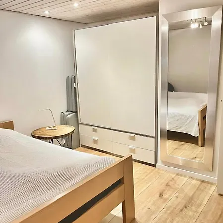 80kvm Taet Pa Centrum & Apartmán *