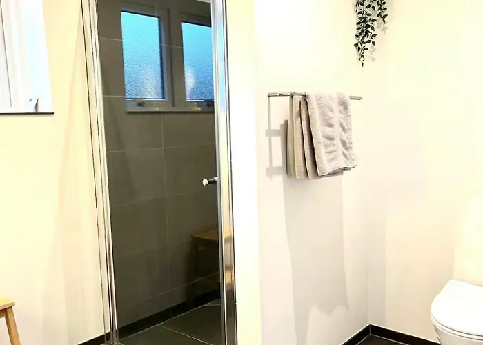 80kvm Taet Pa Centrum & Apartament