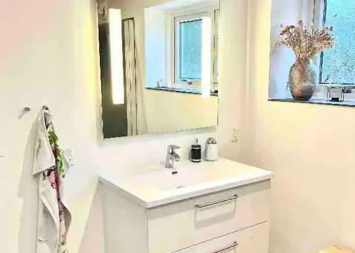 Apartament 80kvm Taet Pa Centrum &